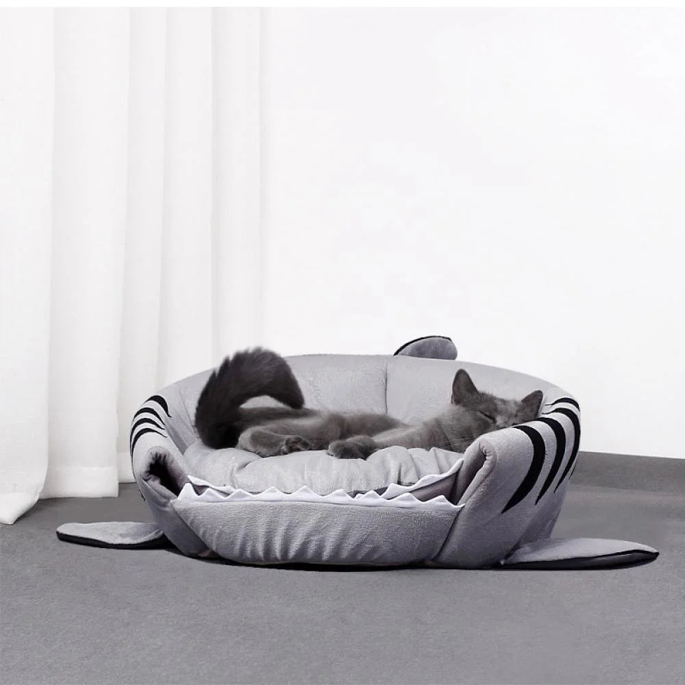 Pet Beds Small Shark Design Warm Cotton Dog Bed with Non-Slip Bottom, Grey